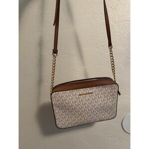 Michael Kors Crossbody Bag